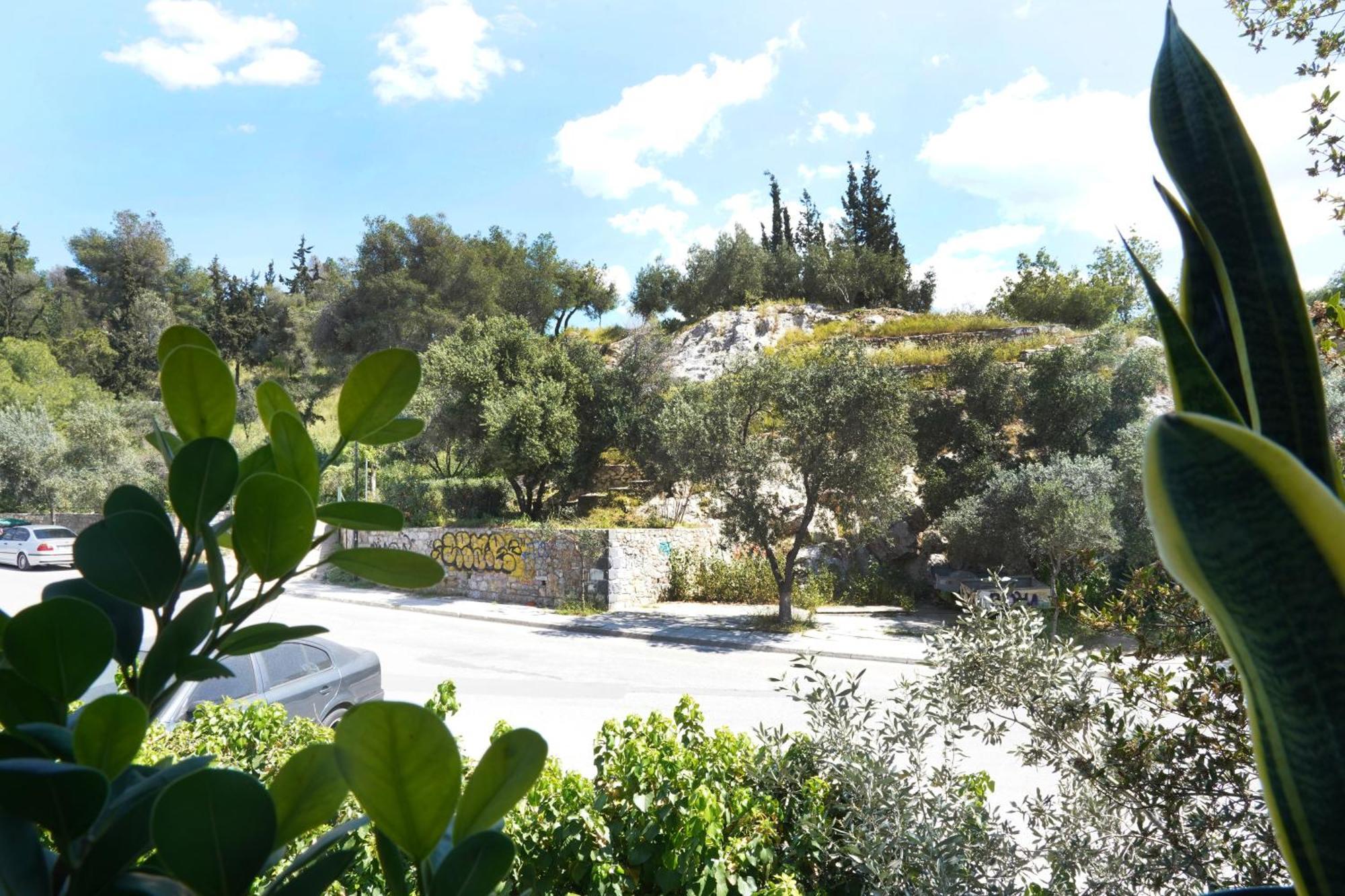 Hill View Apartment Near Acropolis Athens Exterior photo