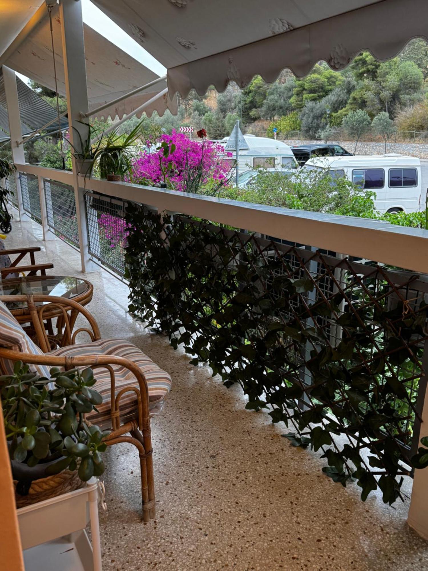 Hill View Apartment Near Acropolis Athens Exterior photo